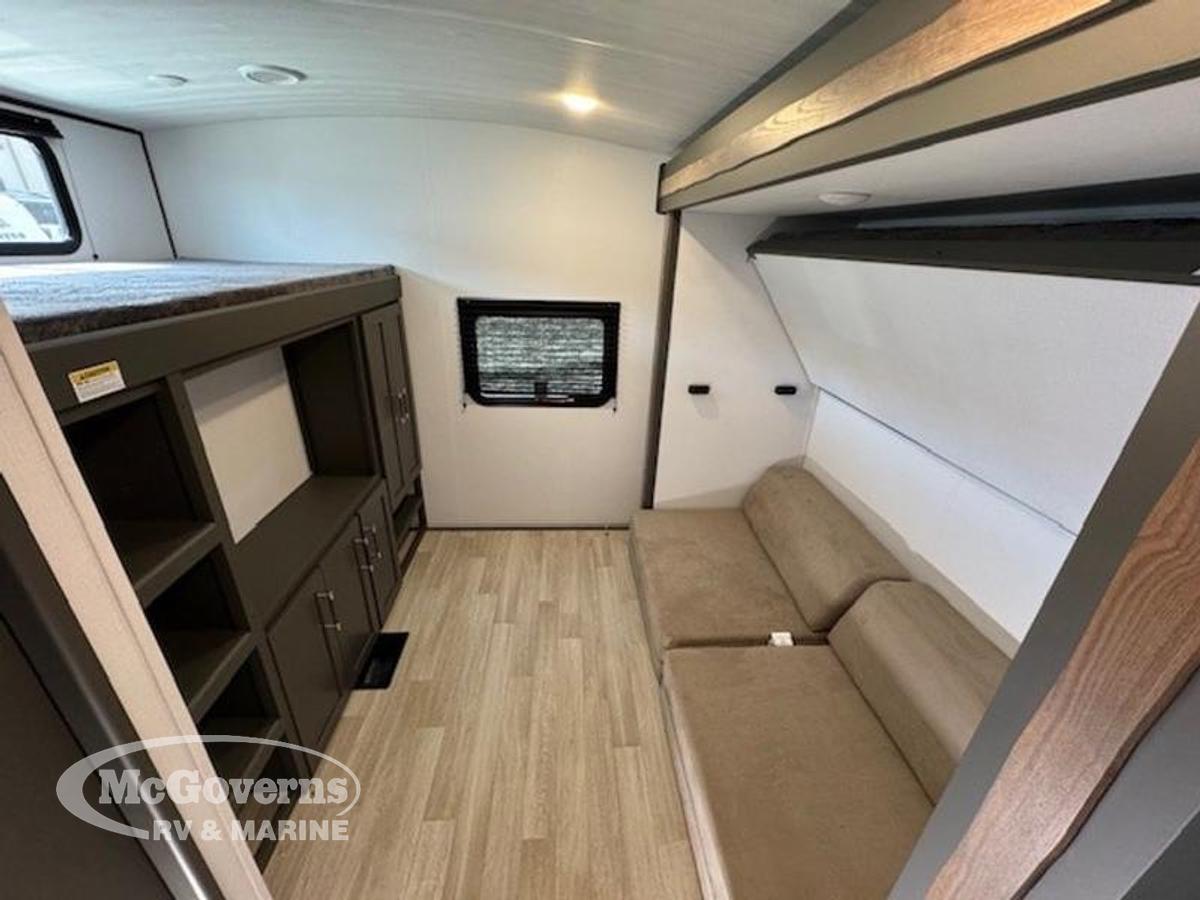 2025 Keystone RV Bullet Premium 330BKQ