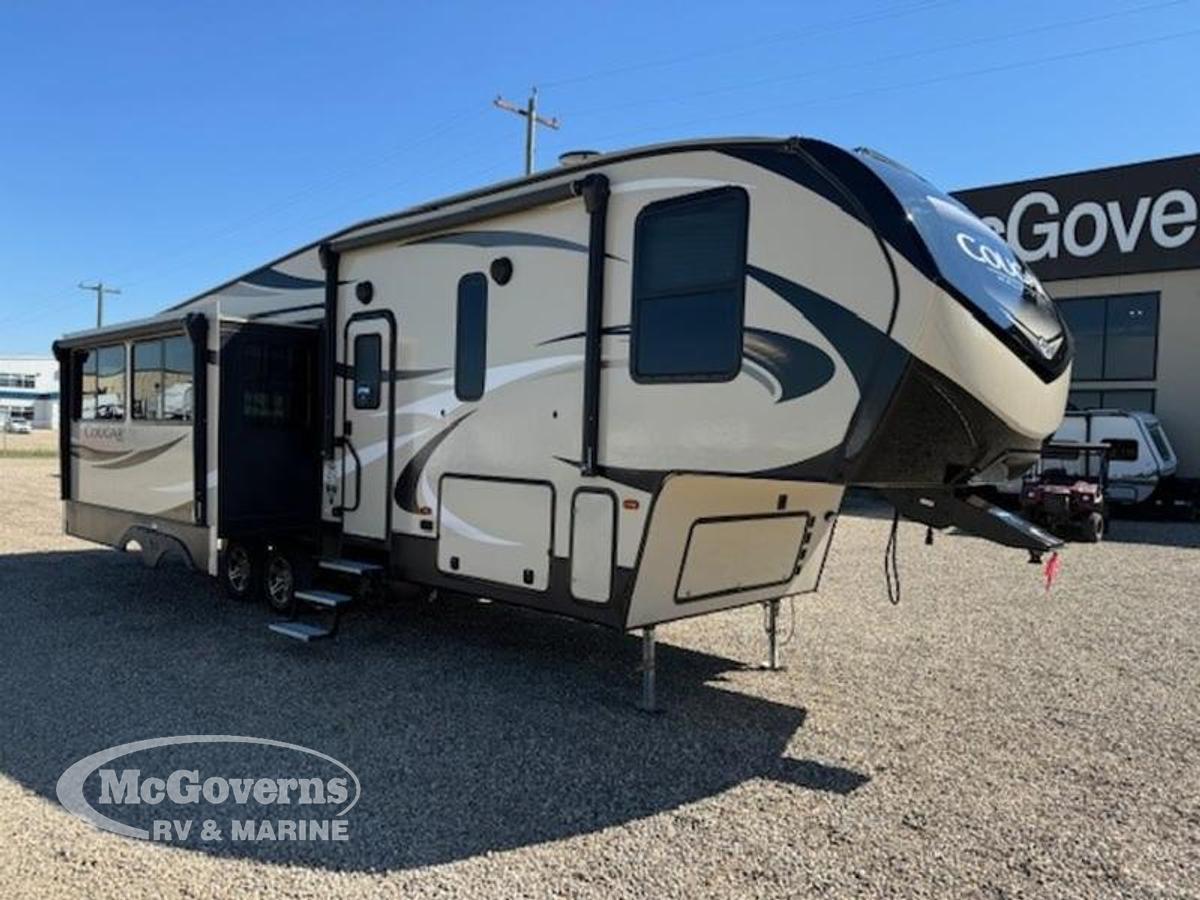 Used 2019 Keystone RV Cougar Half-Ton 30RLS