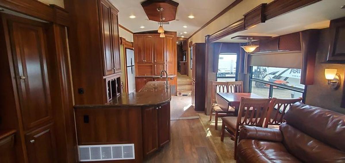 Used 2014 Forest River Cardinal 3450RL