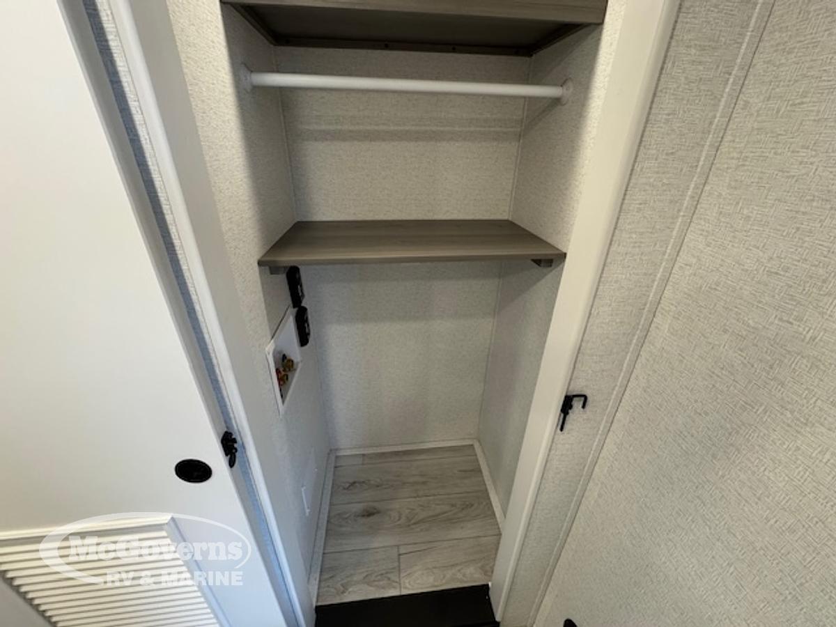 2025 Keystone RV Retreat 391HBDL