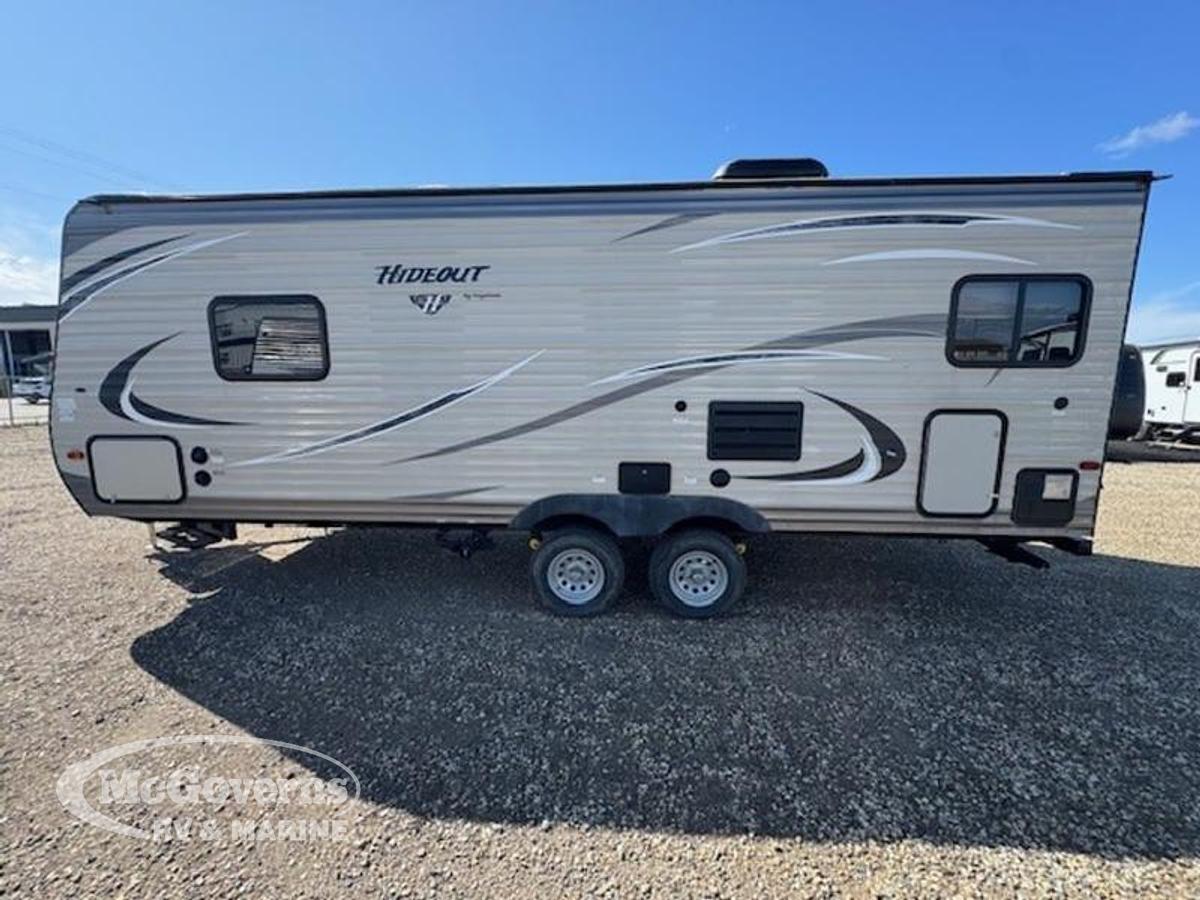 Used 2016 Keystone RV Hideout 21FQWE