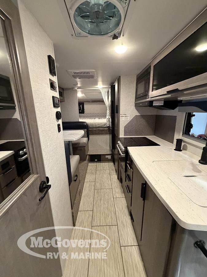 2026 Lance Truck Camper 1191