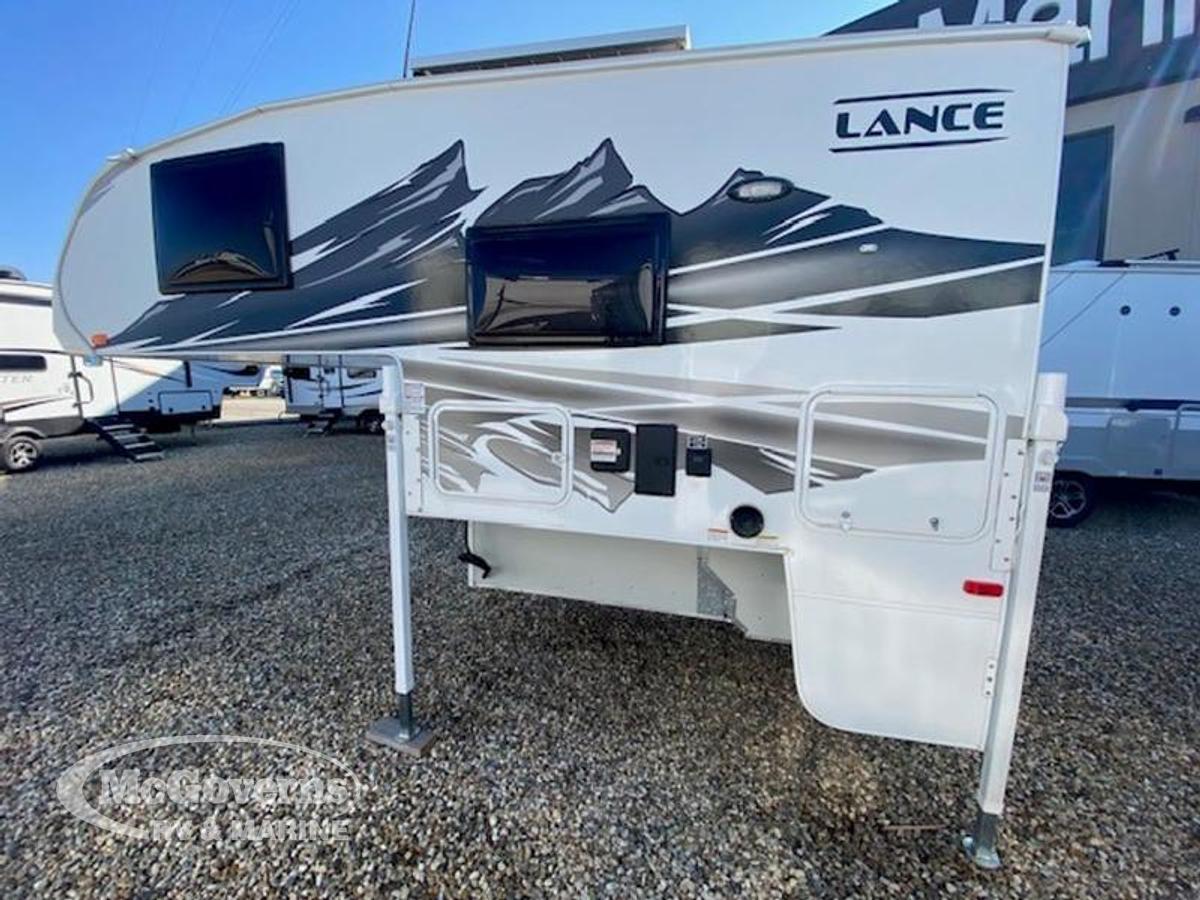 2023 Lance Truck Campers Short Bed 650