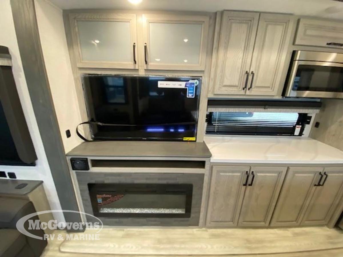 2024 Keystone RV Alpine 3011CK