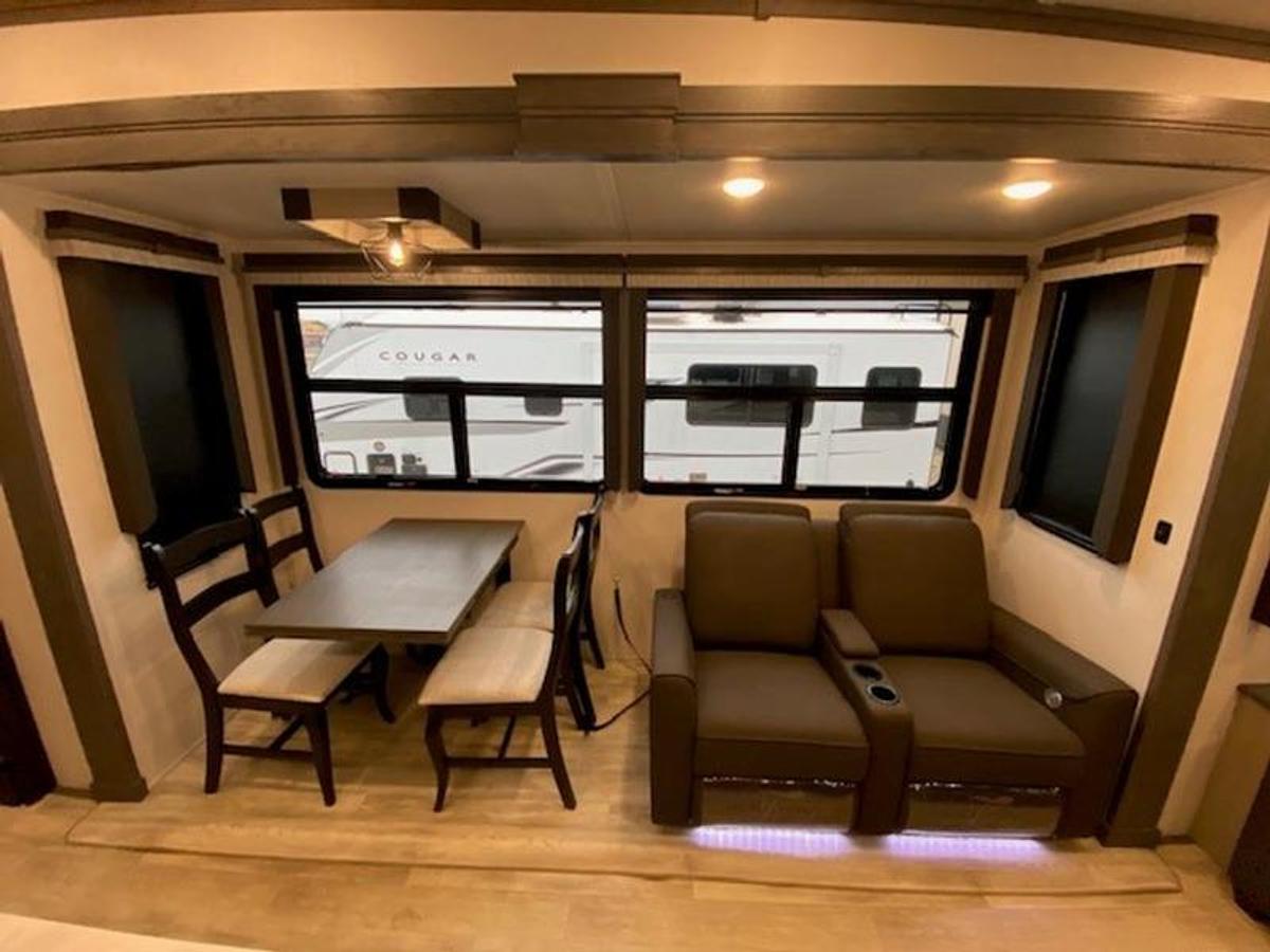 2024 Keystone RV Alpine 3011CK