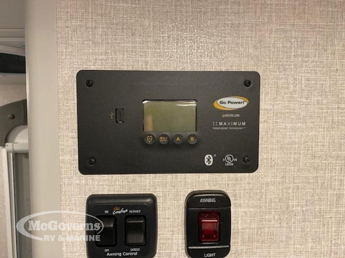 2023 Lance Truck Campers Short Bed 650