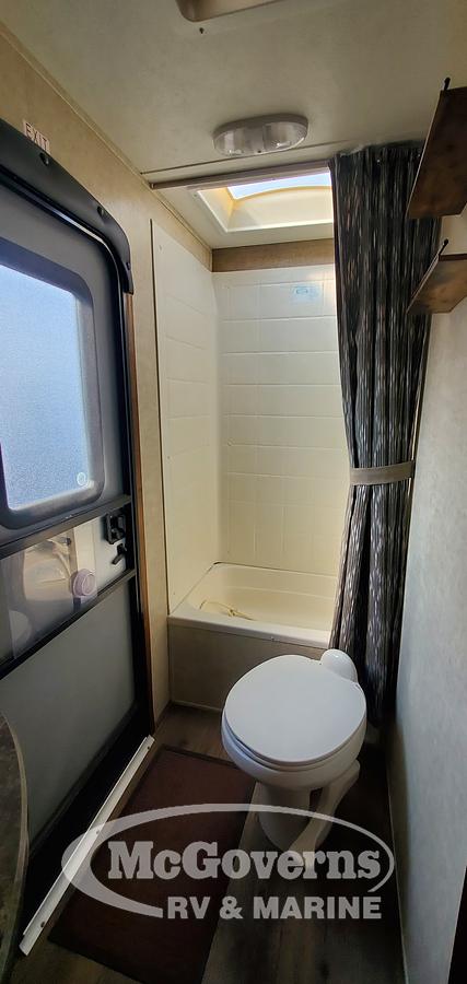 Used 2014 Keystone Sprinter 278BHS