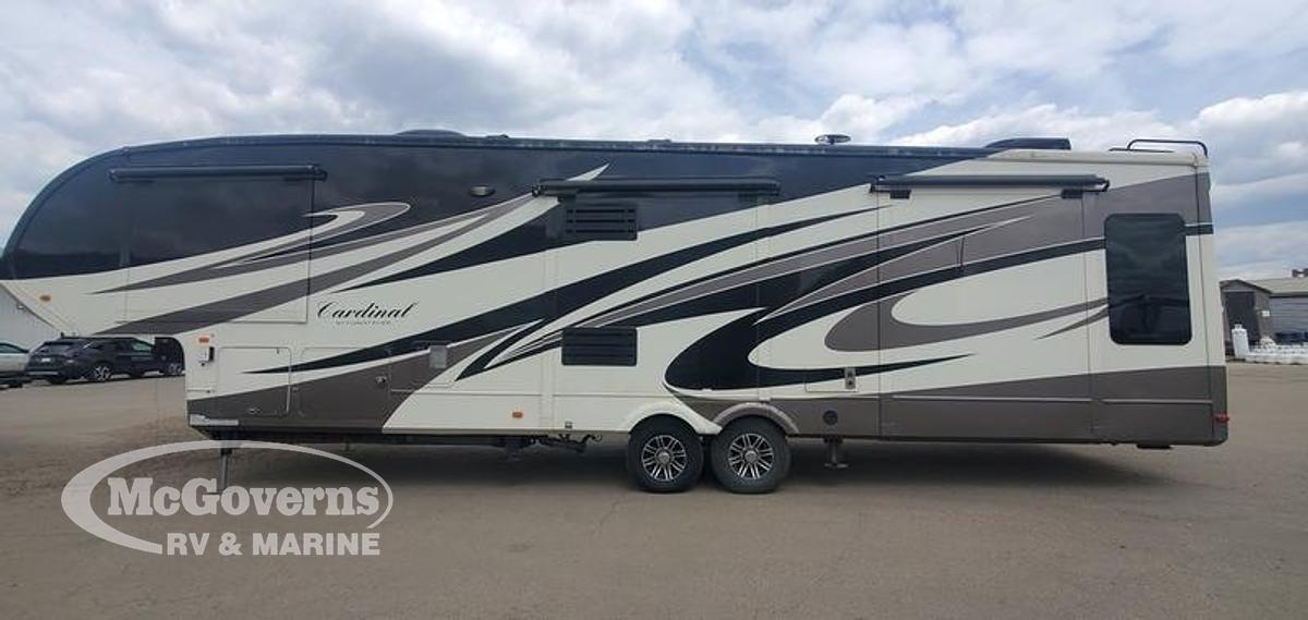 Used 2014 Forest River Cardinal 3450RL