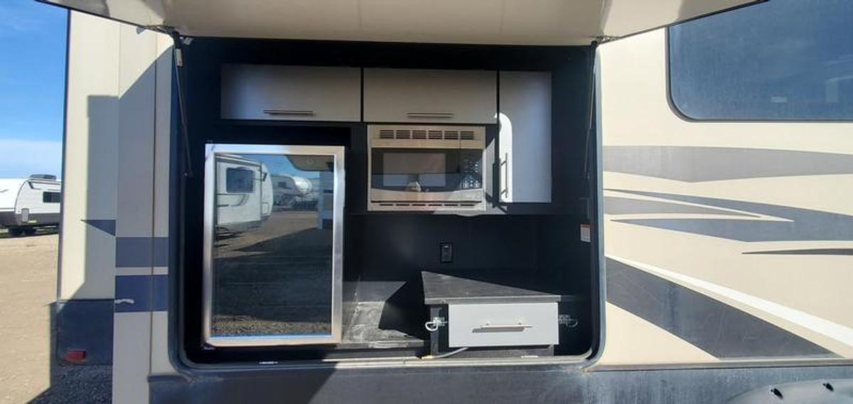 Used 2018 Keystone RV Montana High Country 344RL