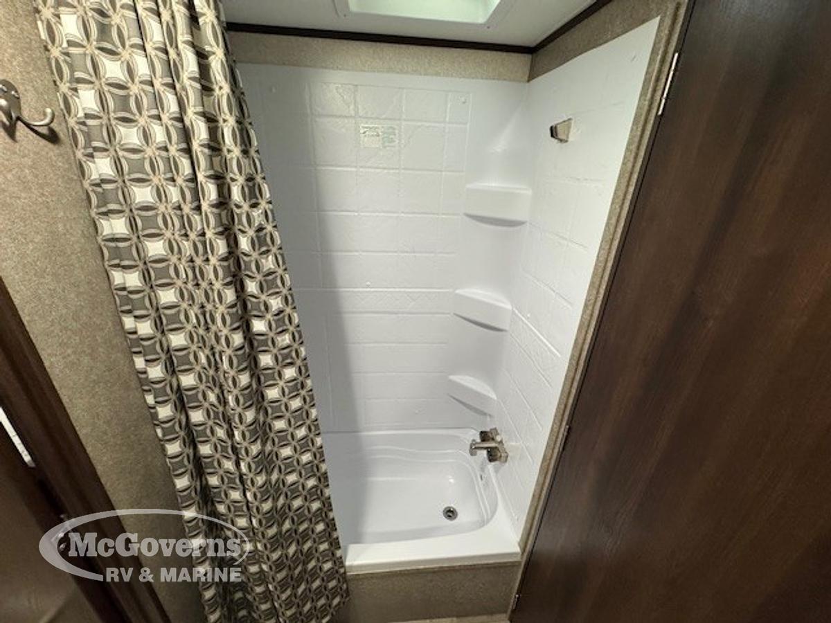 Used 2018 Jayco Jay Feather 23RD