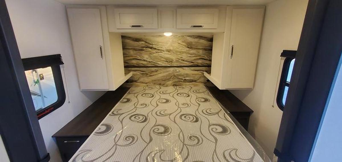 2025 Keystone RV Bullet Classic Travel Trailers 2840QBWE