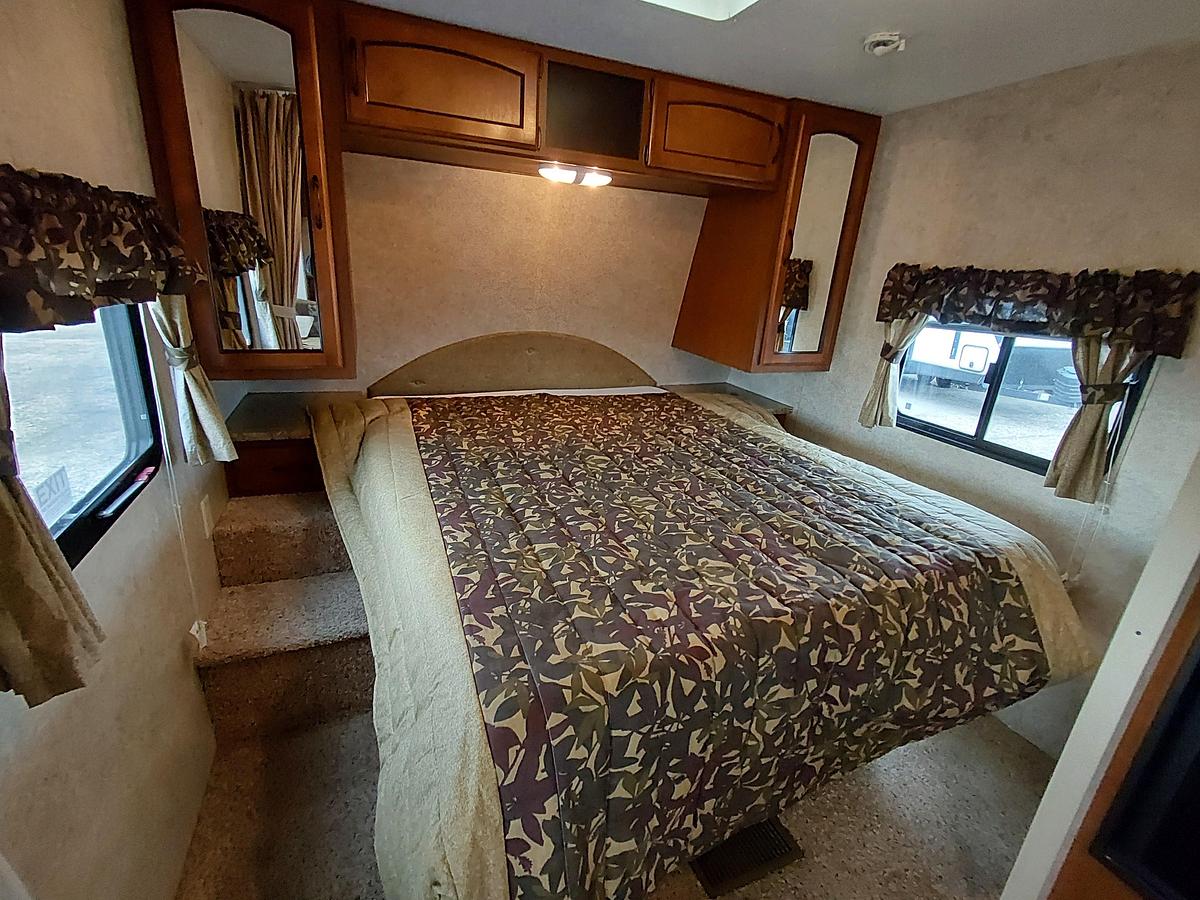 Used 2012 Keystone RV  Springdale 212RBLSWE