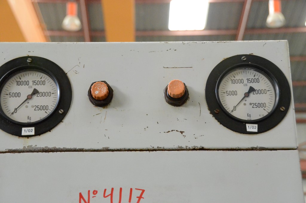 Usado 1991 CAMP P 20 Prensas #4117