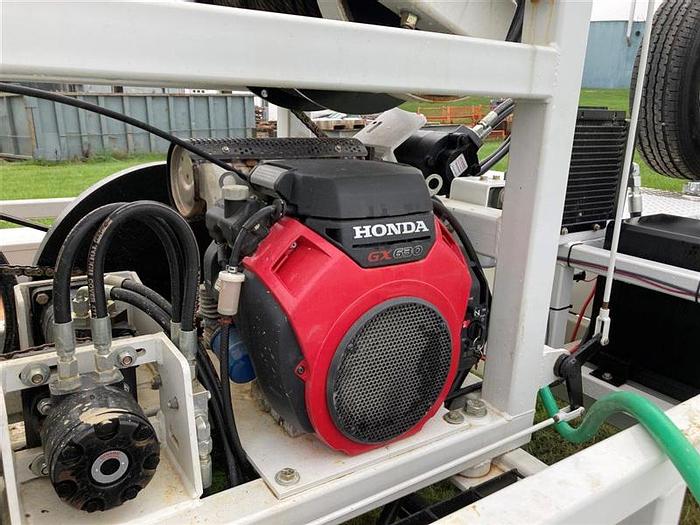 LD Cable Tool Rhino Water Drill Rig