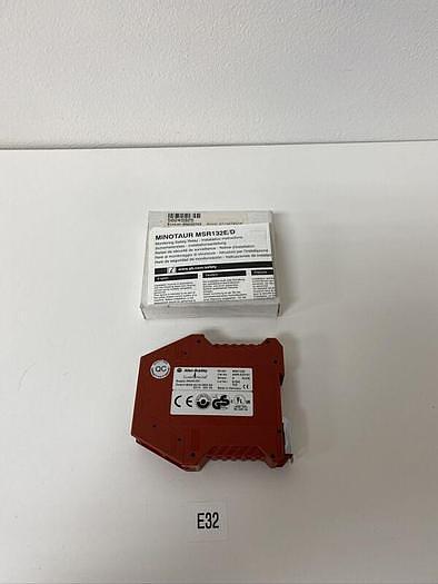 New In Box Allen Bradley Safety Relay MSR132E 440R-E23191 Ser A