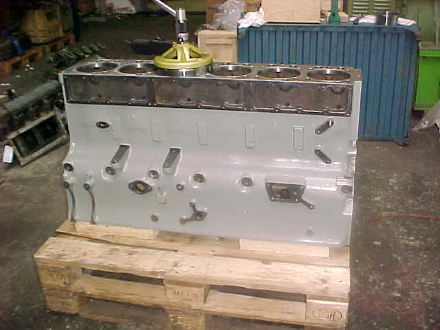 Used GRINDING SURFACE ENGINEBLOCK DEUTZ SBFM 716 / SBAM 816