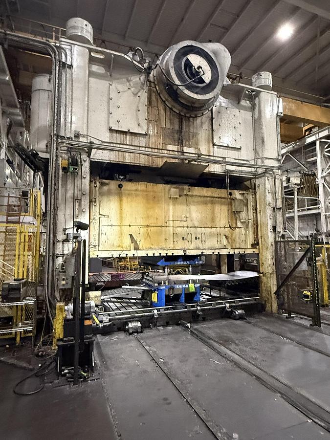 Used 800 ton Minster 168"x84" SSDC Stamping Press