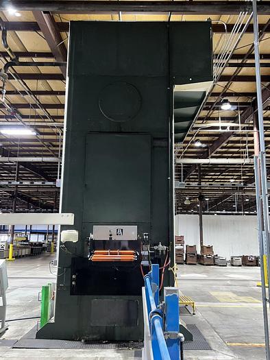 Used 550 ton SEYI 122"x61" SSDC Stamping Press