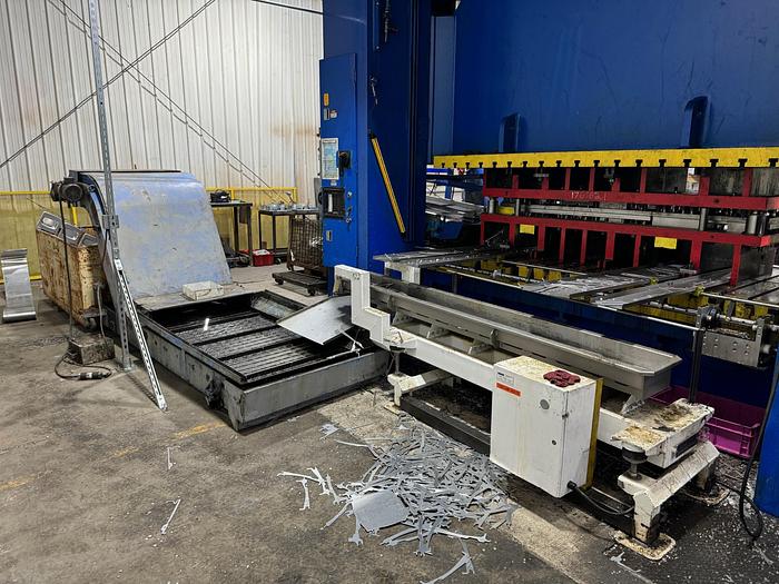 Used 550 ton Komatsu SSDC Stamping Press