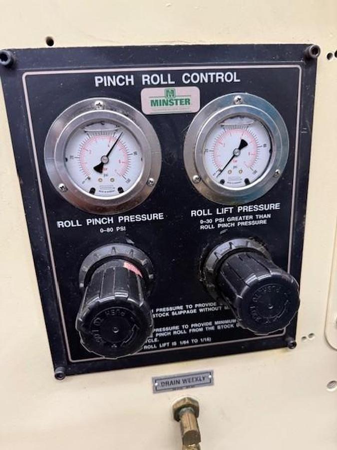 32" Minster Servo Feeder