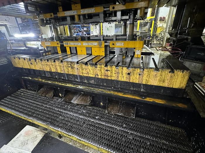 Used 600 ton Brown & Boggs 120"x60" SSDC Stamping Press