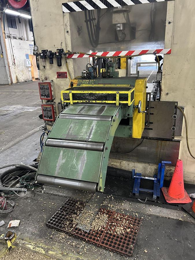 Used 440 ton Sutherland 120"x60 SSDC Stamping Press