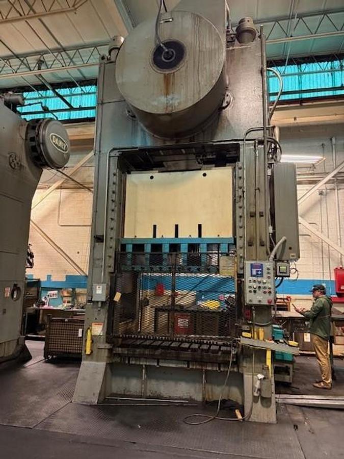 Used 500 Ton Danly 72"x48" SSDC Stamping Press