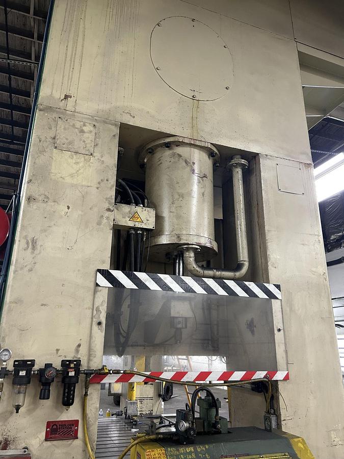 Used 440 ton Sutherland 120"x60 SSDC Stamping Press