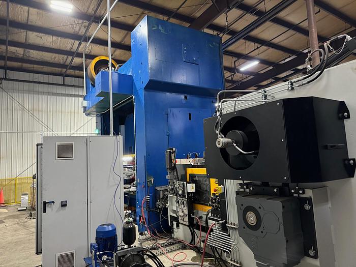 Used 550 ton Komatsu SSDC Stamping Press