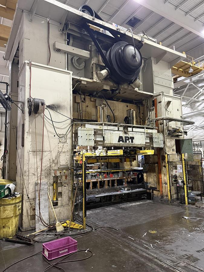 Used 1600 ton Niagara 156"x72" SSDC Stamping Press