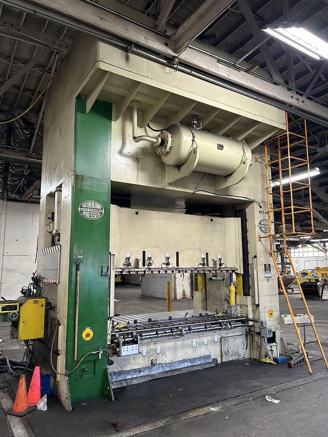 Used 440 ton Sutherland 120"x60 SSDC Stamping Press