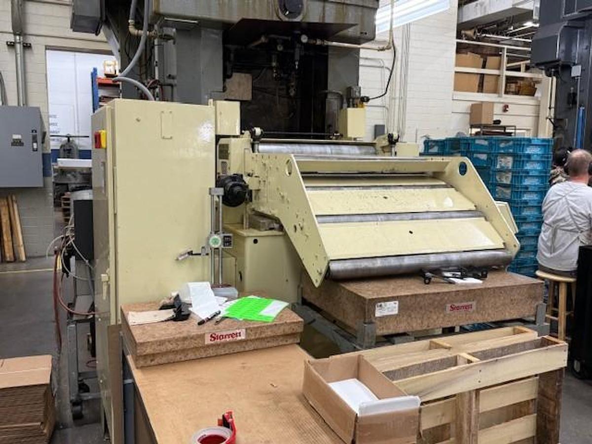 32" Minster Servo Feeder