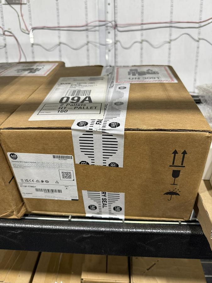 Used Allen Bradley7" PanelView 5310 HMI Graphic Terminal (New in Box)