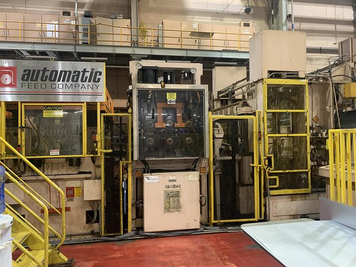 Used 400 ton Komatsu & Automatic Feed Co. Blanking Press Line