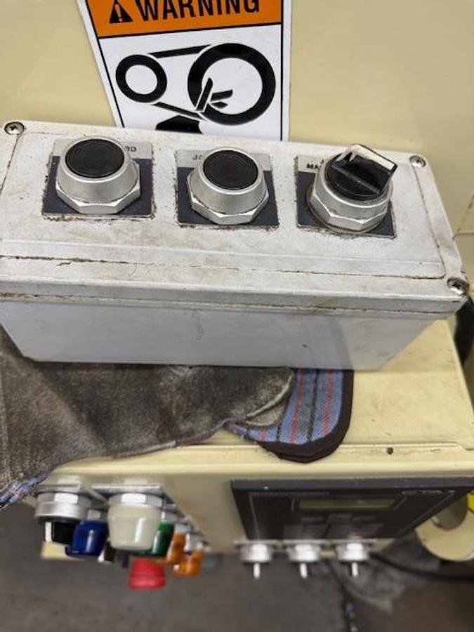 32" Minster Servo Feeder