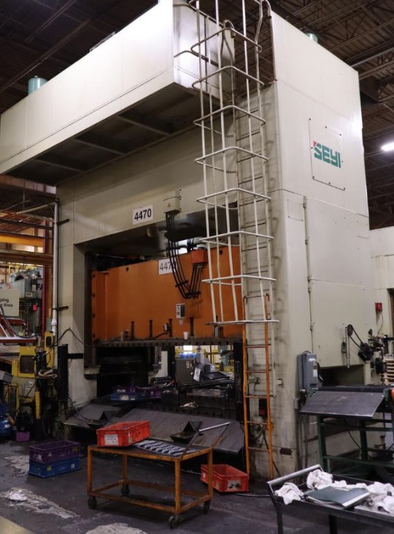 Used 660 ton SEYI 145"x61" SSDC Stamping Press