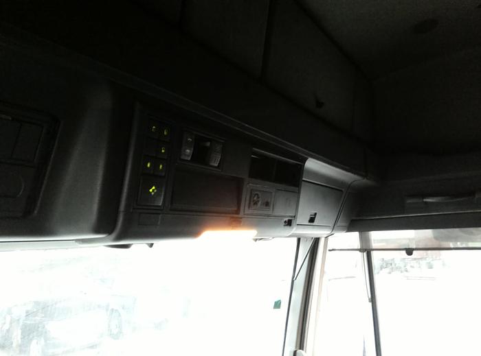 Usado 1996 IVECO  Eurotech 440E42 EURO 2 tractor unit