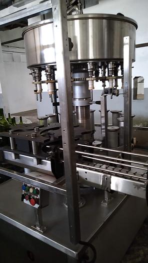 Usado Linha de enchimento de enchimento de vinho semi automática