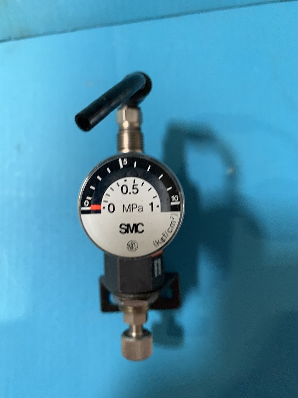 Used smc air regulator arj210 lot of 2