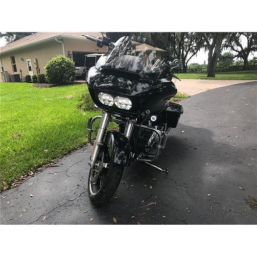 Used 2015 Harley Davidson road glide and 3 bike trailer