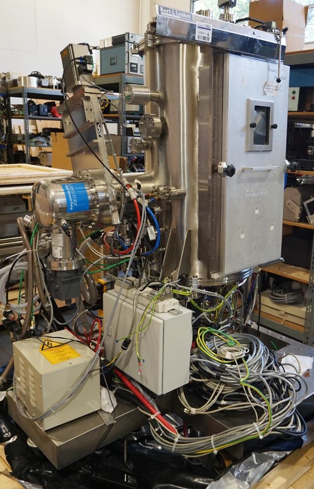 Used 2008 Kurt Lesker SPECTROS deposition system with 4-pocket E-beam gun, 3 Thermal sources and load lock