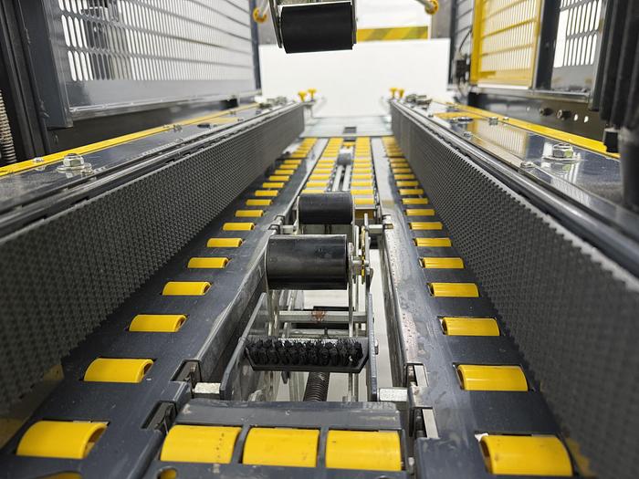 Used SIAT SM 11/4 PA Automatic Case Sealer