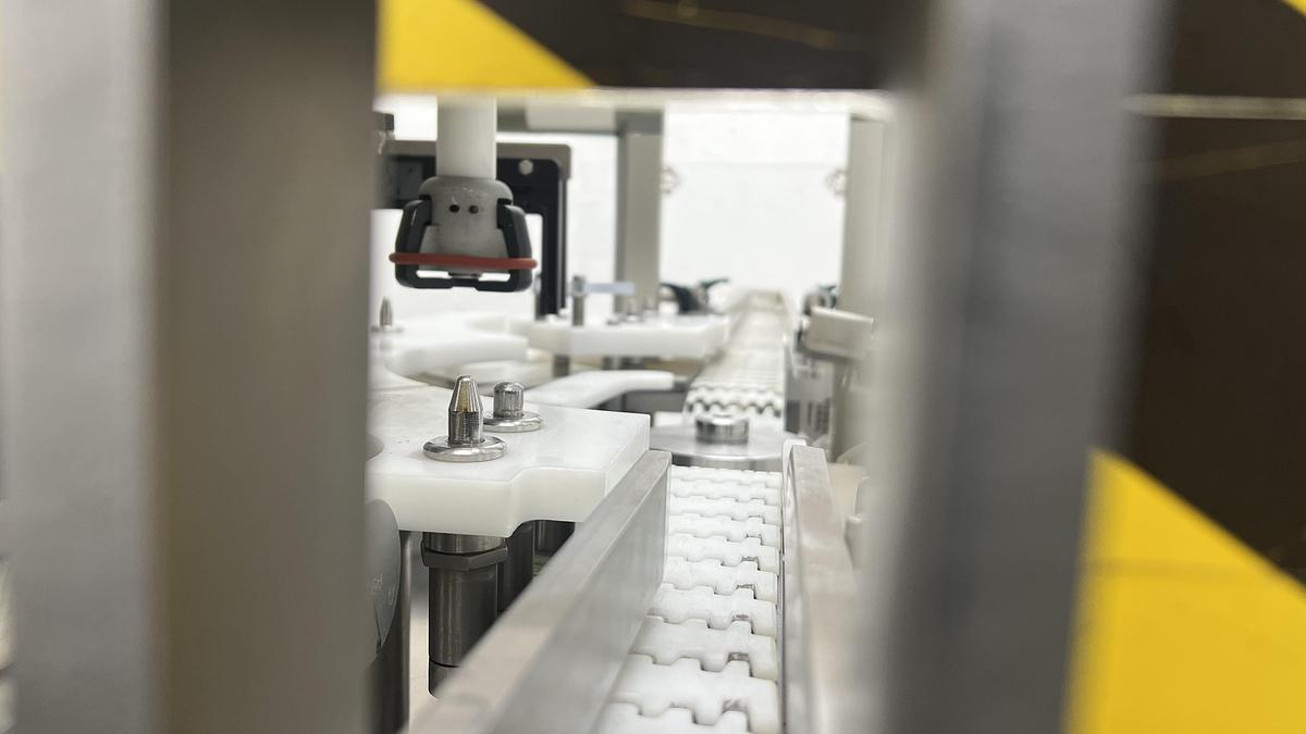 Used Marchesini Tonazzi ML-55 T Automatic Push-On Press-On 3-Head Capper