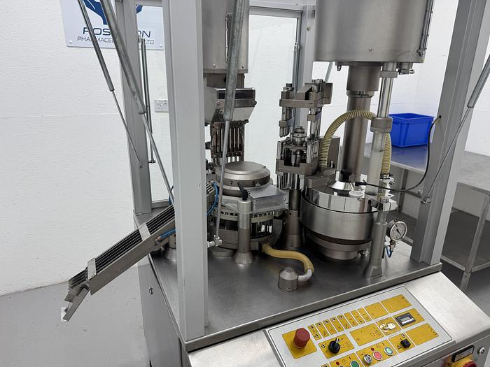 Used Zanassi AZ-40 F Automatic Capsule Filler