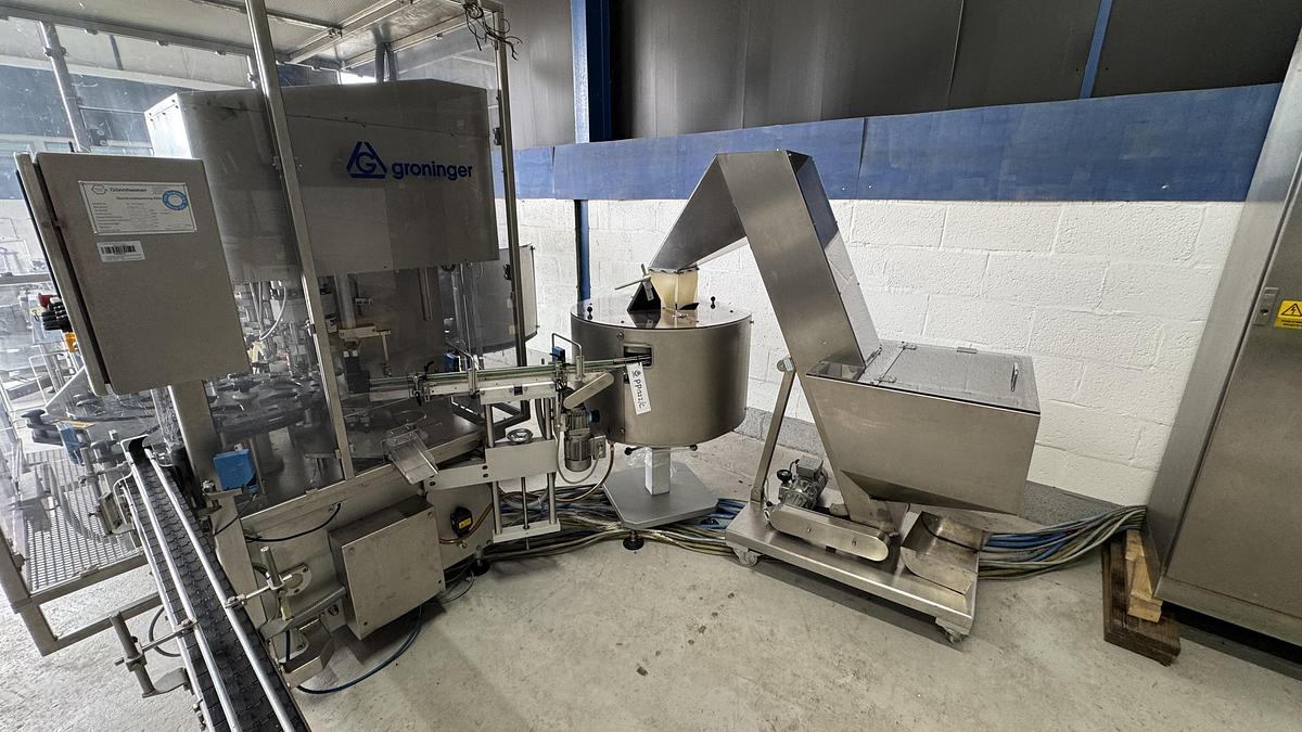 Used Groninger KFVG 201 Filling and Capping Line (spray, pump, over cap, screw and push on)
