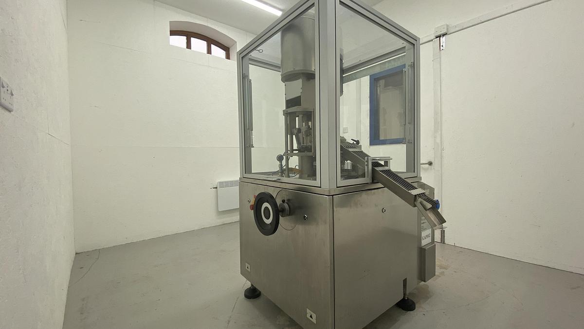 Used IMA Zanasi AZ-40 F Automatic Capsule Filler