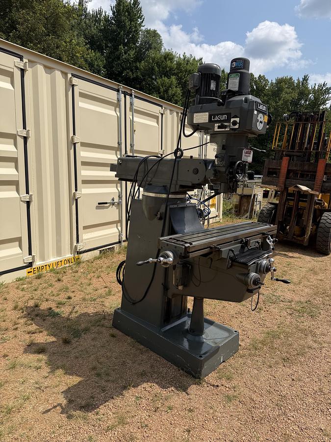 Used Lagun Vertical Milling Machine - FTV-2
