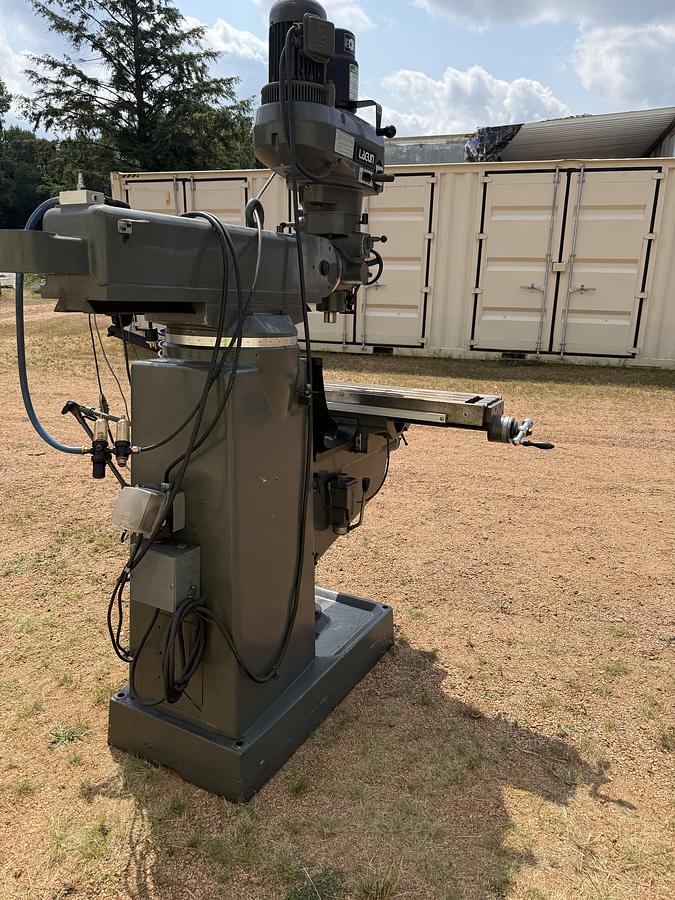 Used Lagun Vertical Milling Machine - FTV-2