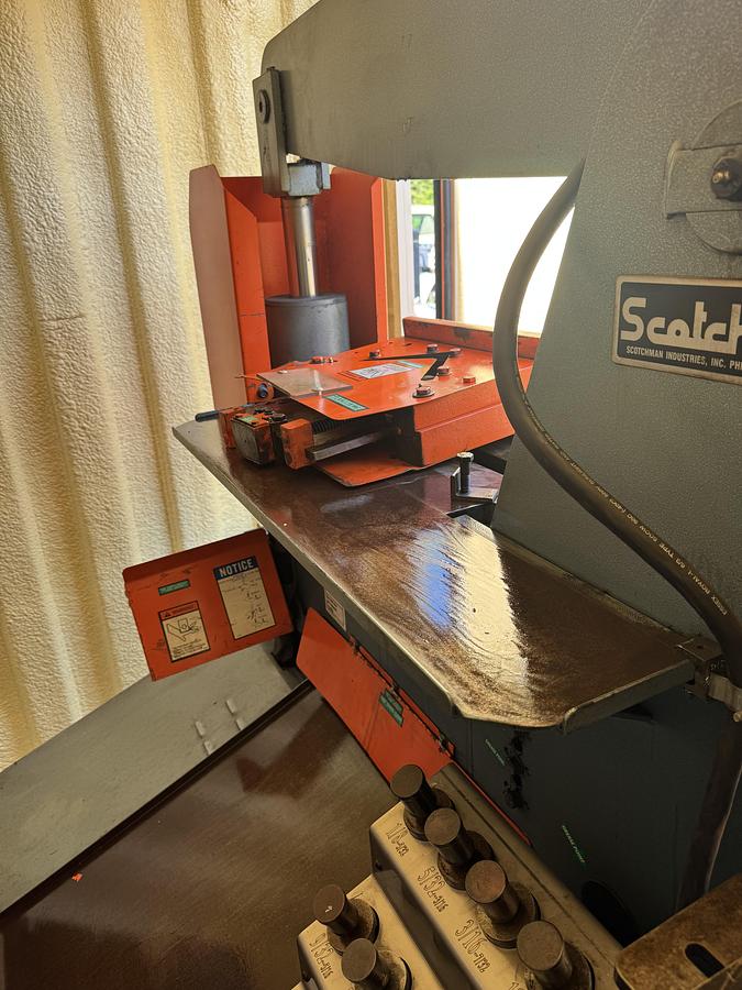Used SCOTCHMAN IRONWORKER - DO100-24M - LIKE NEW - WITH TOOLING & ACCESSORIES