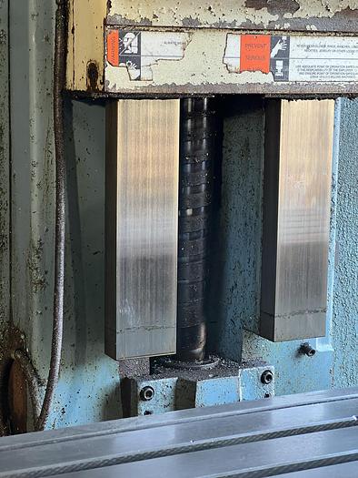 Used TRAK FHM7 CNC Bed Mill with long 23" x 60" travels, 7.5HP